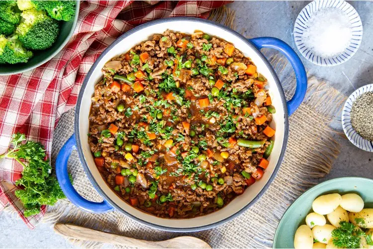 A bowl of savoury pork mince served with mash—one of the ultimate pork mince recipes for a family meal.