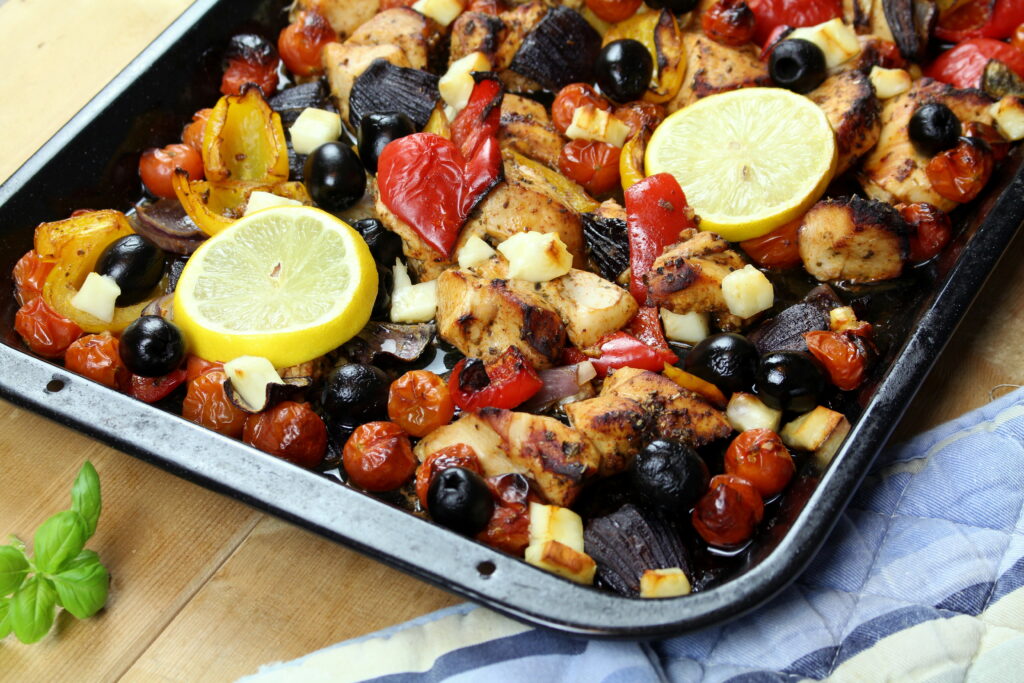 Greek Chicken Tray Bake | Food For Fitness